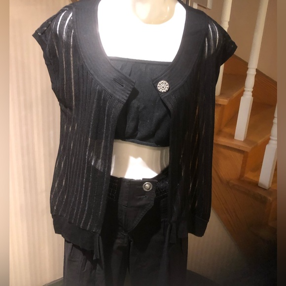 NWT Mocano black knit cap sleeve shrug - Picture 3 of 5